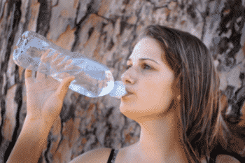 water drinken voldoende speeksel