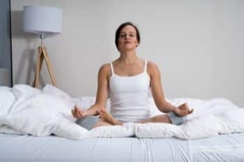 mediteren werkt goed samen met nachtrust voedingssupplement