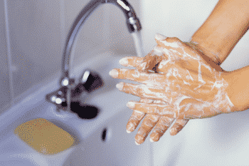 handen wassen helpt als bescherming tegen infectie